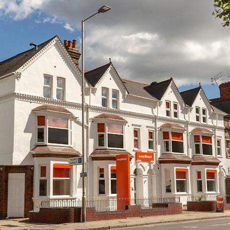 Easyhotel Reading Exteriör bild