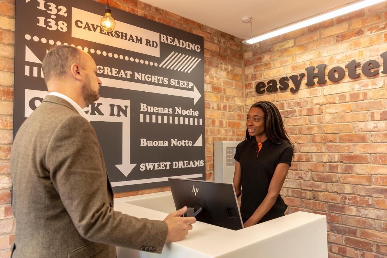 Easyhotel Reading Exteriör bild
